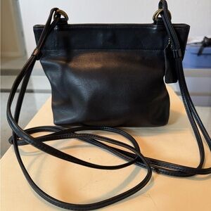 Coach Black Snap Twin-strap bucket bag